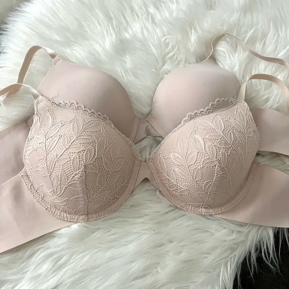 Two maidenform bras 34C